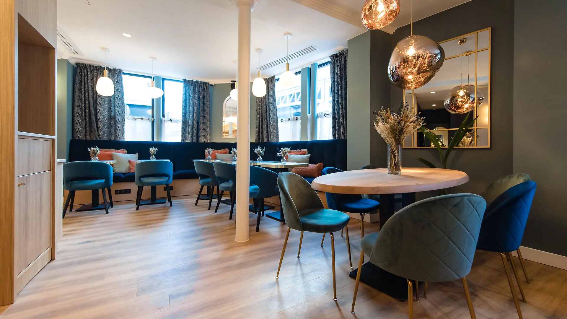 Bleu De Grenelle Hotel 4*