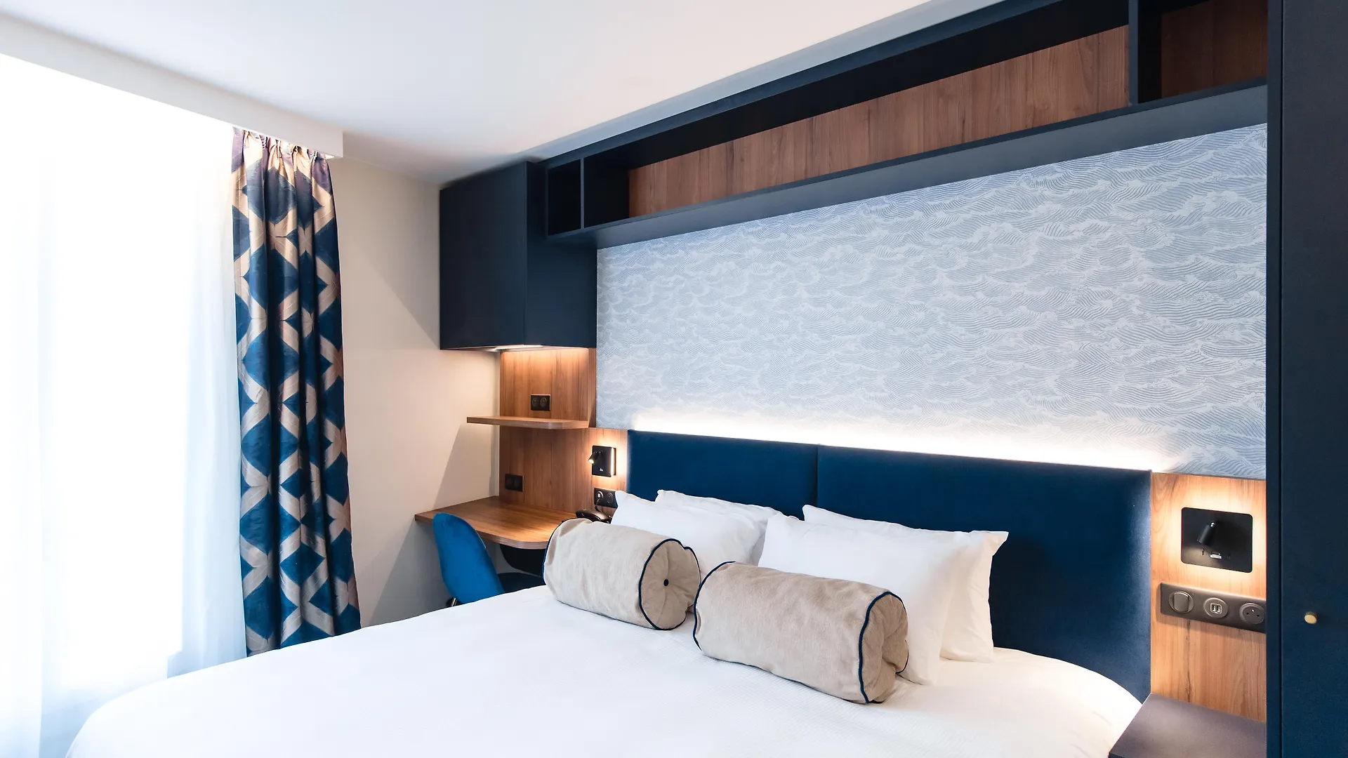 Hotell Bleu De Grenelle - Tour Eiffel 4*