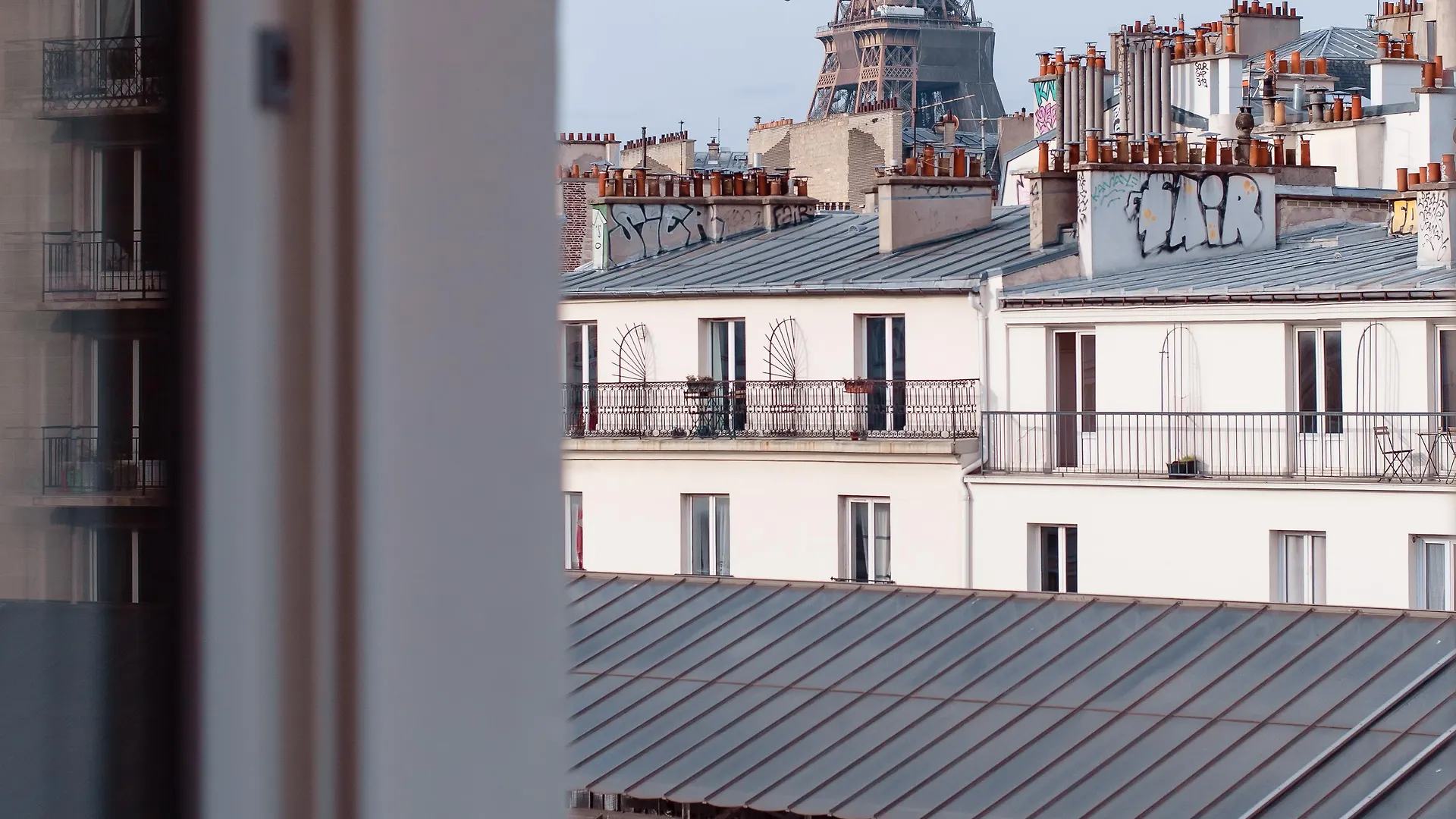 Отель Bleu De Grenelle - Tour Eiffel Париж